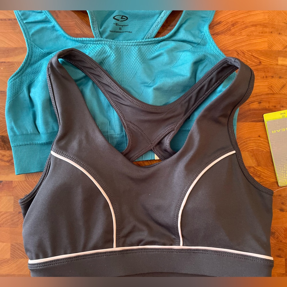 Tek gear & champion sports bras. Bundle of 2. Small. New with tags